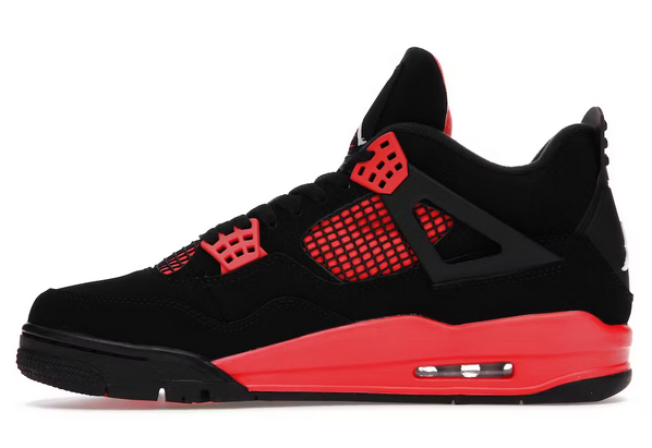 Jordan 4 mit Schnürsenkel